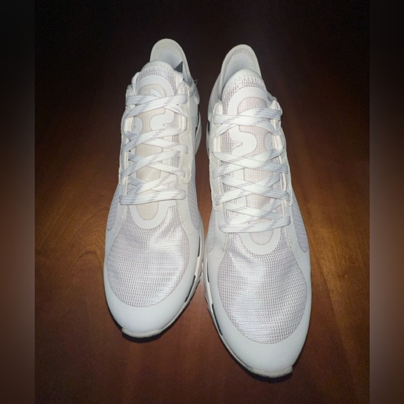 Women’s size 9 north face brand vector escape, future light - Picture 3 of 5